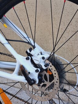 #71 Zánovni Specialized Myka Elite, pro 155-170cm - 9