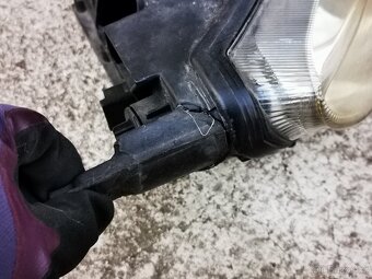 Pravy predni svetlo pre peugeot 406 coupe. - 9