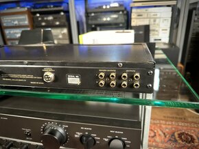 PS AUDIO 4.6 (r.1988) stereofonní předzesilovač - 9