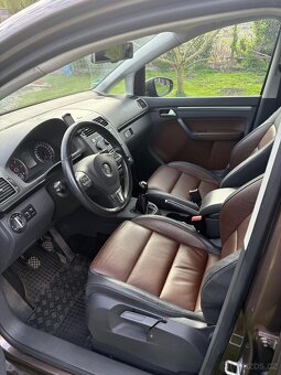 VW Touran Highline 2.0 TDI 7mist,Webasto,bixenony - 9