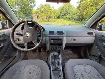 Škoda Fabia 1.4MPI 50 kW Combi s tažným z. - 9