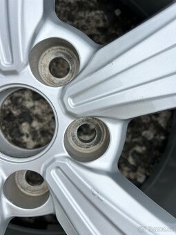 Toyota C-HR , Hybrid, 215/60/17 zimní sada - 9