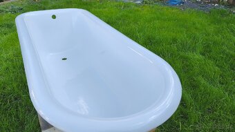 Prodám starožitnou litinovou vanu po renovaci - 9