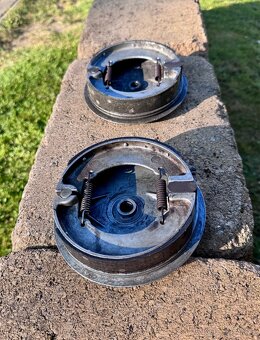 Jawa 250 350 pérák, Ogar 350 - přední brzda 150mm - 9