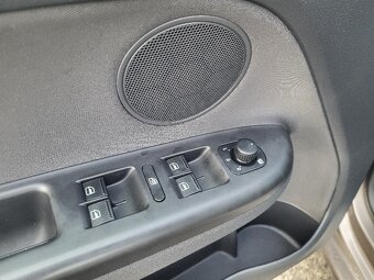 VW GOLF PLUS 1.4 TSi MATCH, DSG, 90KW, ZÁRUKA KM ROK 2012 - 9