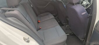 Škoda Octavia 1.9TDI 66kw r.v.2003 - 9