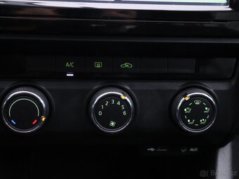 Škoda Octavia 1,2 TSI 77KW Klima Navigace (2013) - 9