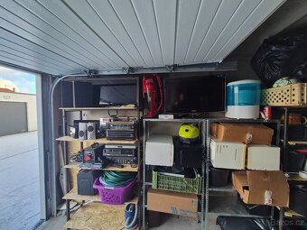 Garážovy prodej - 9