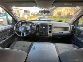 DODGE RAM 5.7 HEMI V8 4x4 možná výměna - 9