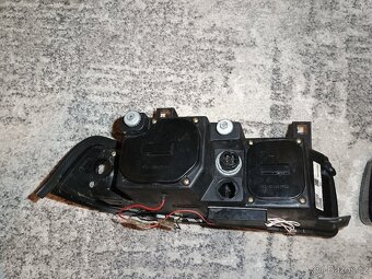 BMW E36 přední světla - 9