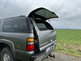 2003 Chevrolet Suburban K2500 8.1 Vortec LT - 9