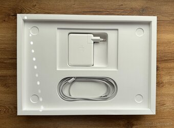 MacBook Pro 16” - 9