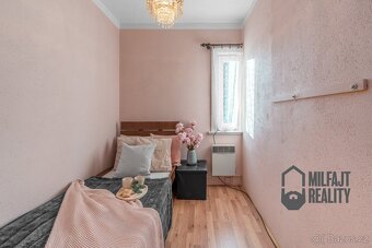 Prodej byty 3+1, garáž, zahrada, 70 m2 - Desná I - 9