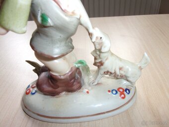 STARÁ PORCELÁNOVÁ FIGURKA - KLUK, BÁBOVKA A PES - 9