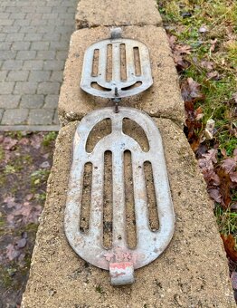 CZ 175 skútr prase riksa - boční kryty - 9