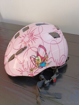 Dívčí kolo a přilba - 9