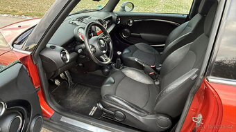 MINI Cooper S 1.6  135 kW Benzín Manuál - 9