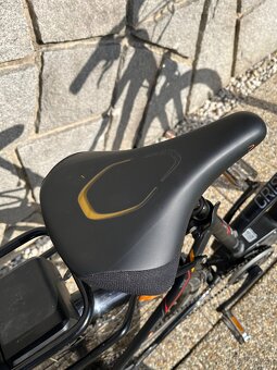 Elektrokolo se sníženým rámem a motorem Shimano Steps - 9