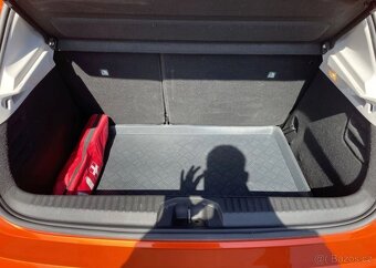 Renault Clio 1.3 BENZÍN - 9