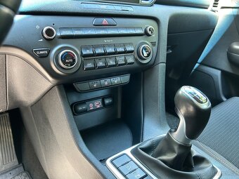 Kia sportage 1.7 crdi - 9