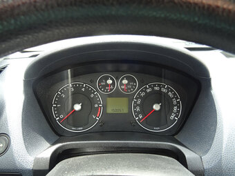 Ford Fiesta 1.3i,tažné zařízení,el.okna,auto do práce. - 9