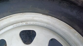 Originální kola Nissan 6x139,7; 16Jx6J s pneu Kumho - 9