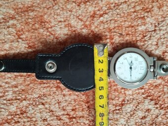 Hodinky western opaskové - 9