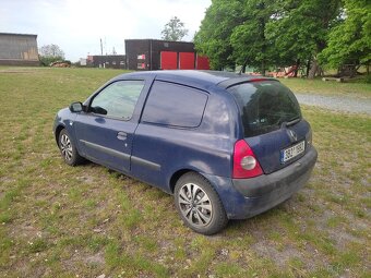 Renault Clio 1,2 47 kW úplně pojízdný a funkční včetně klima - 9