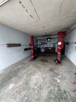 Pronájem kanceláří, výrobních a skladovacích prostor - 9