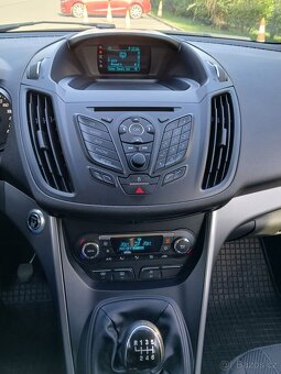 FORD KUGA 1,5 Ecoboost, + zimní kola - 9