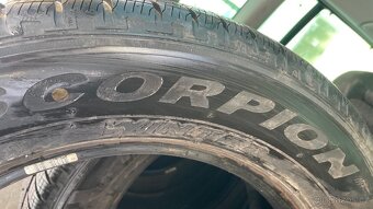 Zimní pneu Pirelli Scorpion Winter 215 65 17 , 99H , - 9