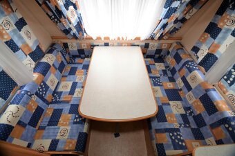 Karavan, obytný přívěs Sterckeman 370, malý lehký, 2007 - 9