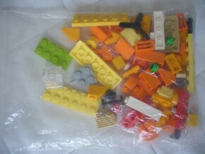 Prodám Lego Classic - 9