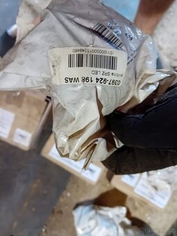 Zadní světelná rampa na tahač + kompletní sada světel - 9