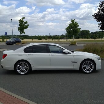 BMW 740 X-Drive / 225 k.w / Maximální Vybavení - 9