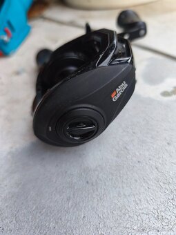 Baitcast multík Abu Garcia REVO 4XL - 9