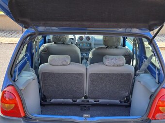 Renault Twingo 1.2 43kW r.v.2005 nájezd 78 000km - 9