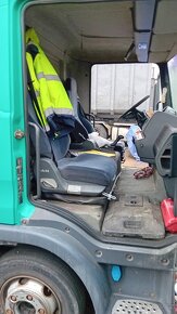 MAN TGL 8.210 4x2 - 04/2006 - POŠKOZENÝ MOTOR - 9