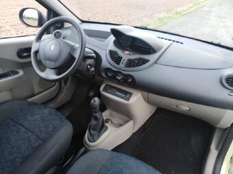 RENAULT TWINGO 1,2i RV 2009 NAJ 119,KLIMA,ZA 39000 KČ - 9