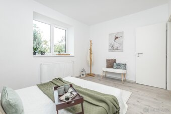 Prodám zrekonstruovaný rodinný dům v Týnci nad Labem - 9