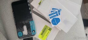 Prodam obaly , skla, IPAD, SAMSUNG - 9