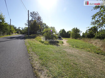 Prodej pozemku v Encovanech - 9