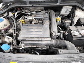 skoda rapid spaceback 1,2tsi 2015 - 9