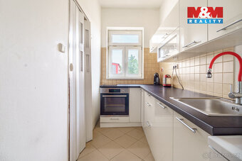 Prodej bytu 4+1, 85 m², Karlovy Vary, ul. Chebská - 9