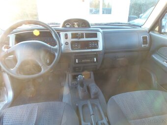 Mitsubishi L200 2.5 TD 4x4 tažné 2.7t Webasto - 9