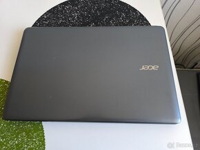 ACER Aspire E1-532 - 9