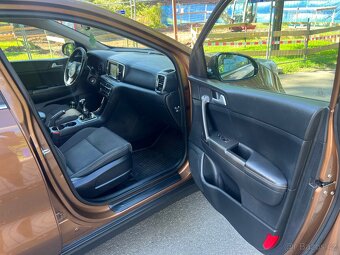 KIA SPORTAGE 1.6 GDI 97kw benzin 10/2016 - 9