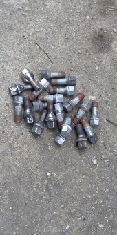 4plechova kola obuta 16 palcu MB VITO639 - 9