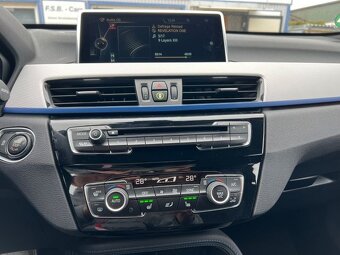 BMW X1 xDrive 25 d M Sportpaket rok 09/2017 - 9