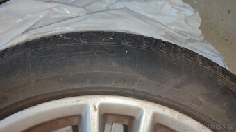 Ford Mondeo 4x alu + pneu 215/50 R17 Pirelli Cinturato P7 - 9